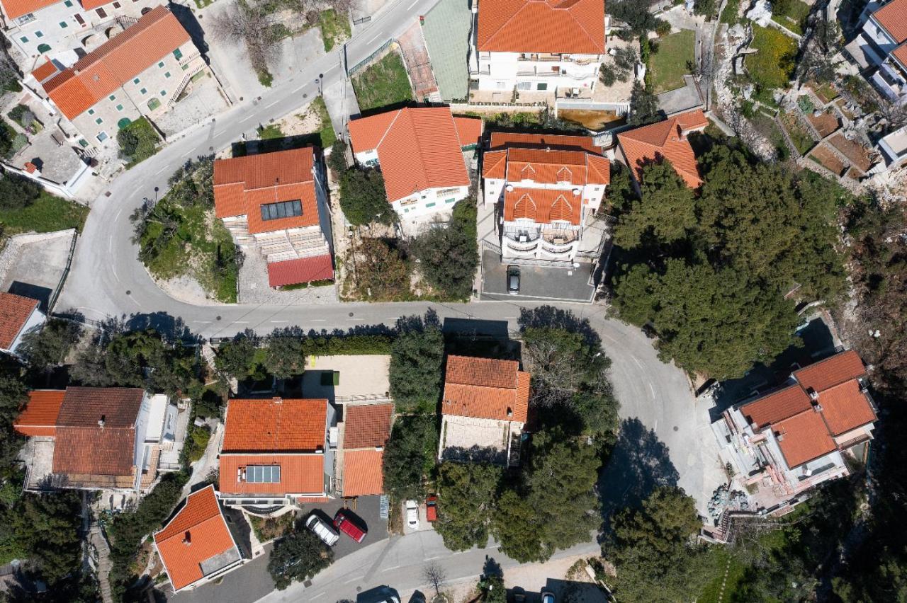 Apartments Luka Toni Krvavica Exterior photo