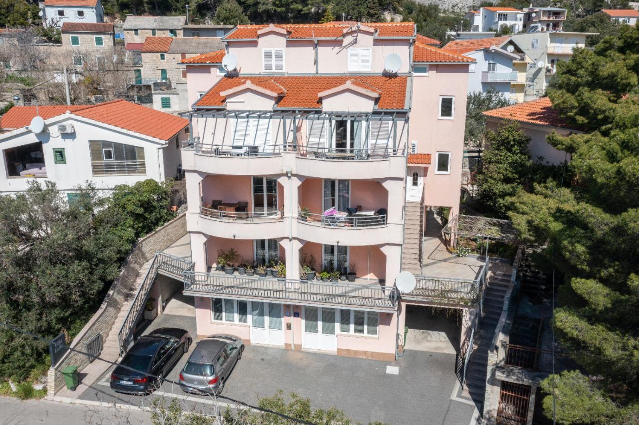 Apartments Luka Toni Krvavica Exterior photo