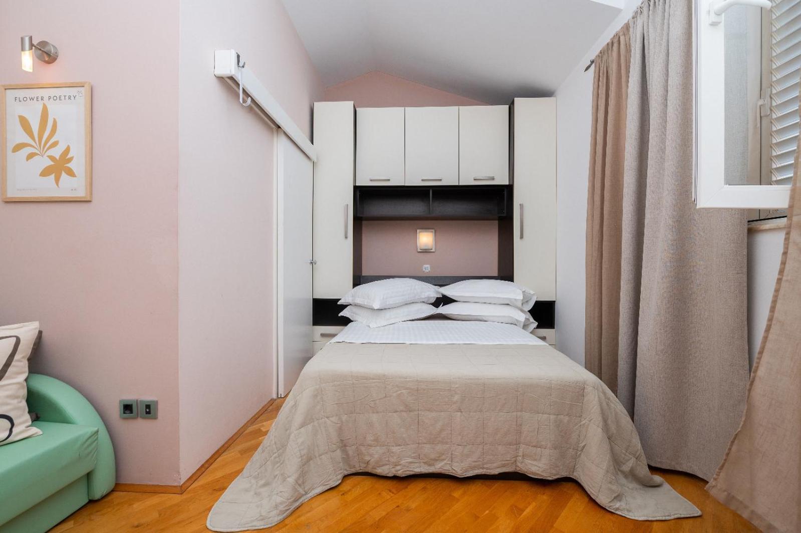 Apartments Luka Toni Krvavica Exterior photo
