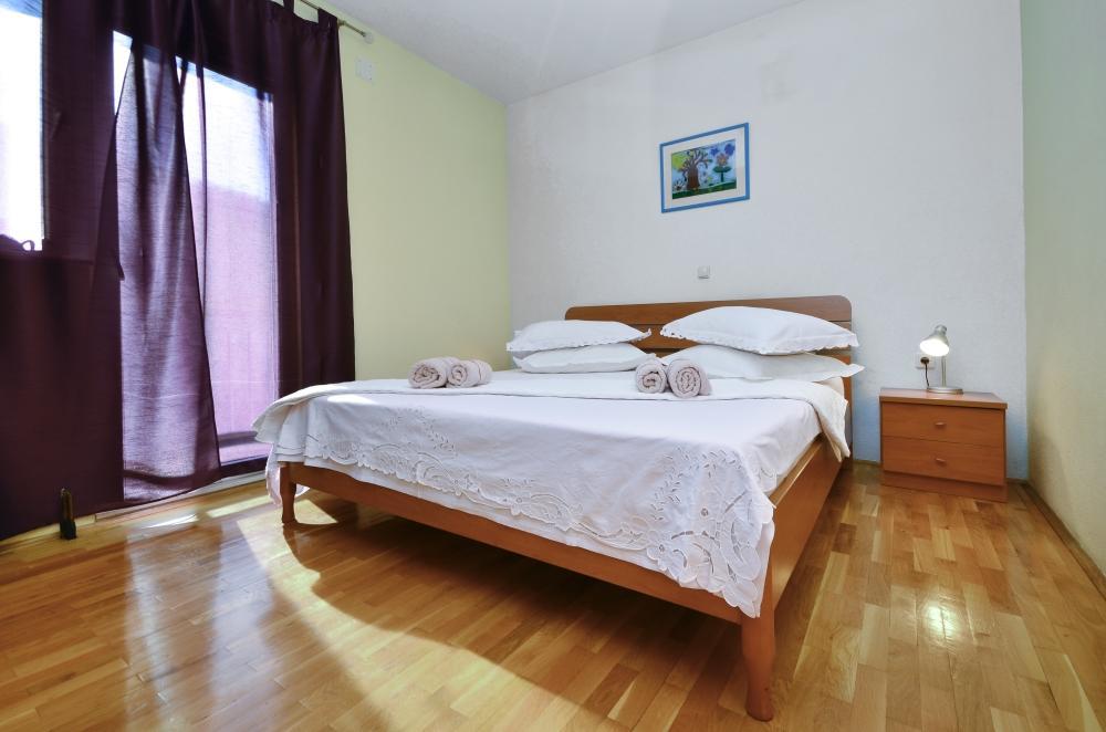 Apartments Luka Toni Krvavica Exterior photo